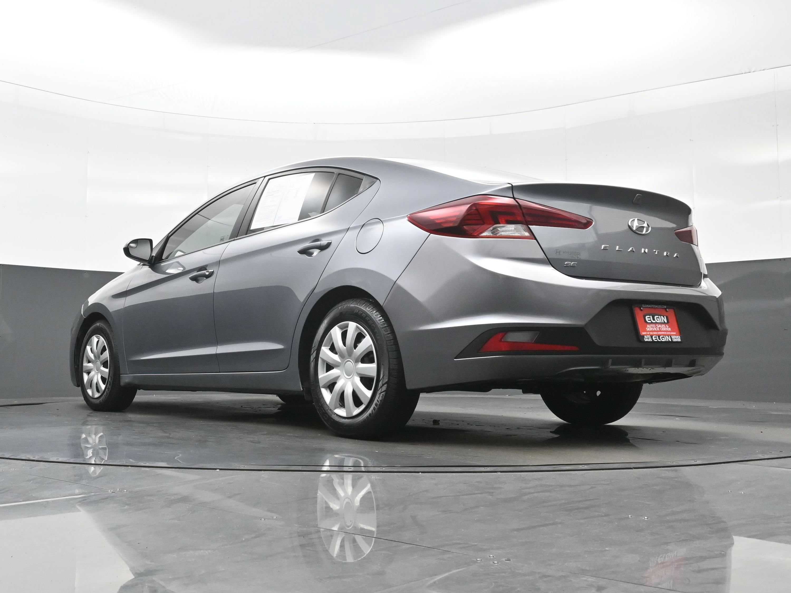 Used 2019 Hyundai Elantra SE w/ Cargo Package FWD image 23