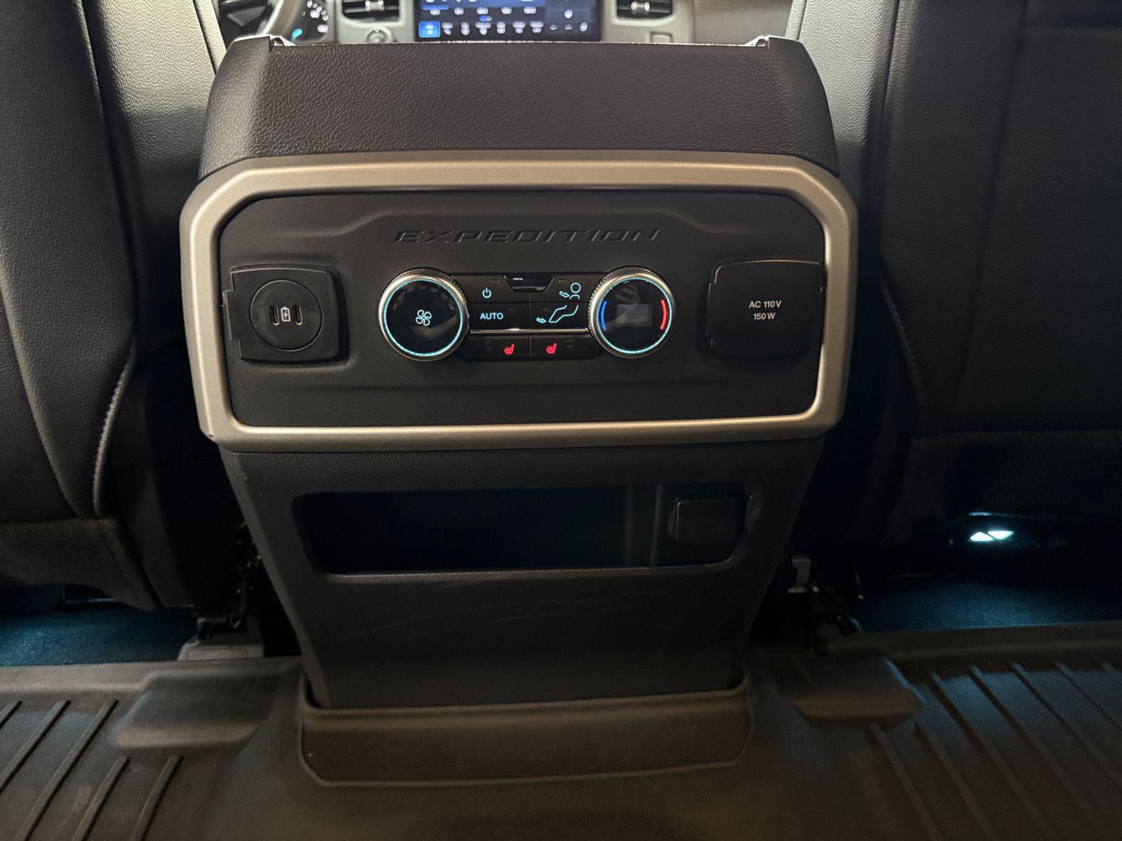 Used 2024 Ford Expedition Max Limited AWD/4WD image 26