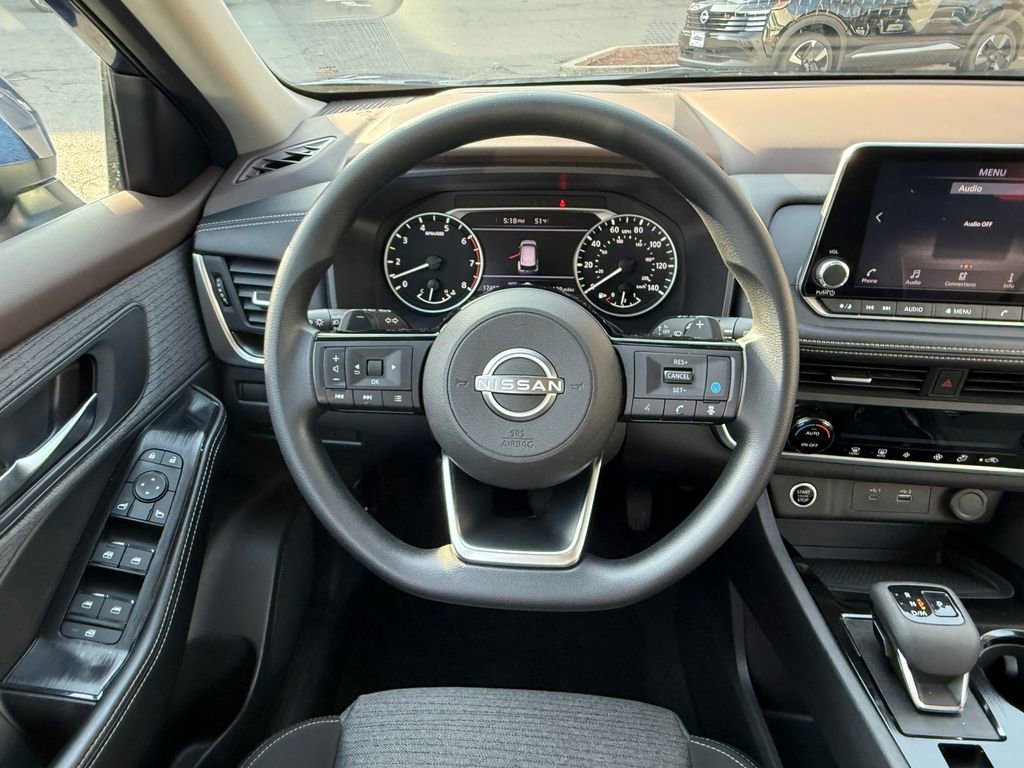 Used 2023 Nissan Rogue SV AWD/4WD image 13