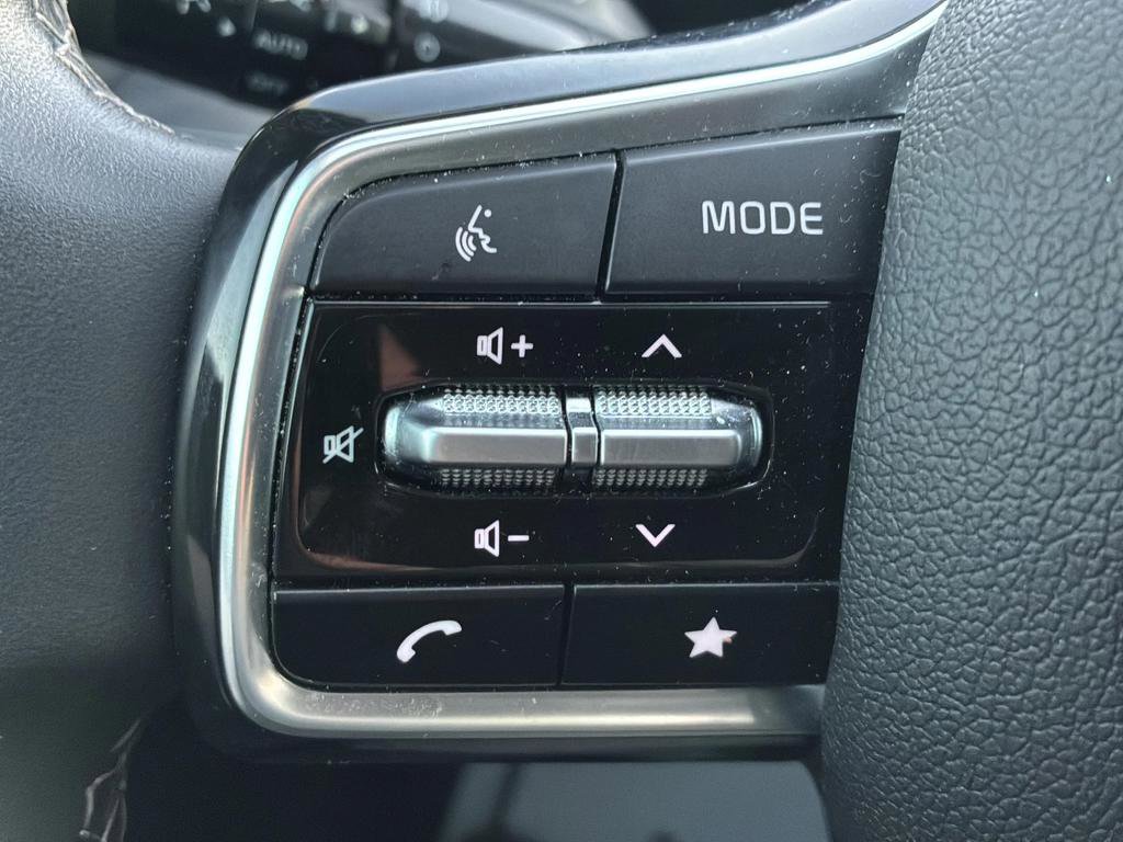 Used 2024 Kia Sorento EX w/ Panoramic Sunroof Package FWD image 31