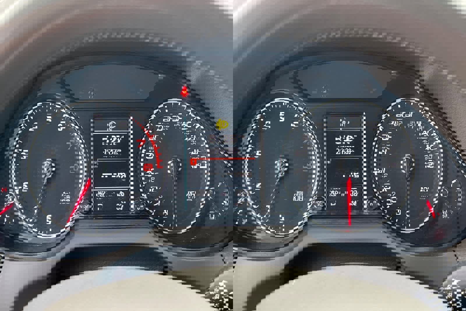 Used 2017 Audi Q5 2.0T Premium Plus w/ Technology Package image 27