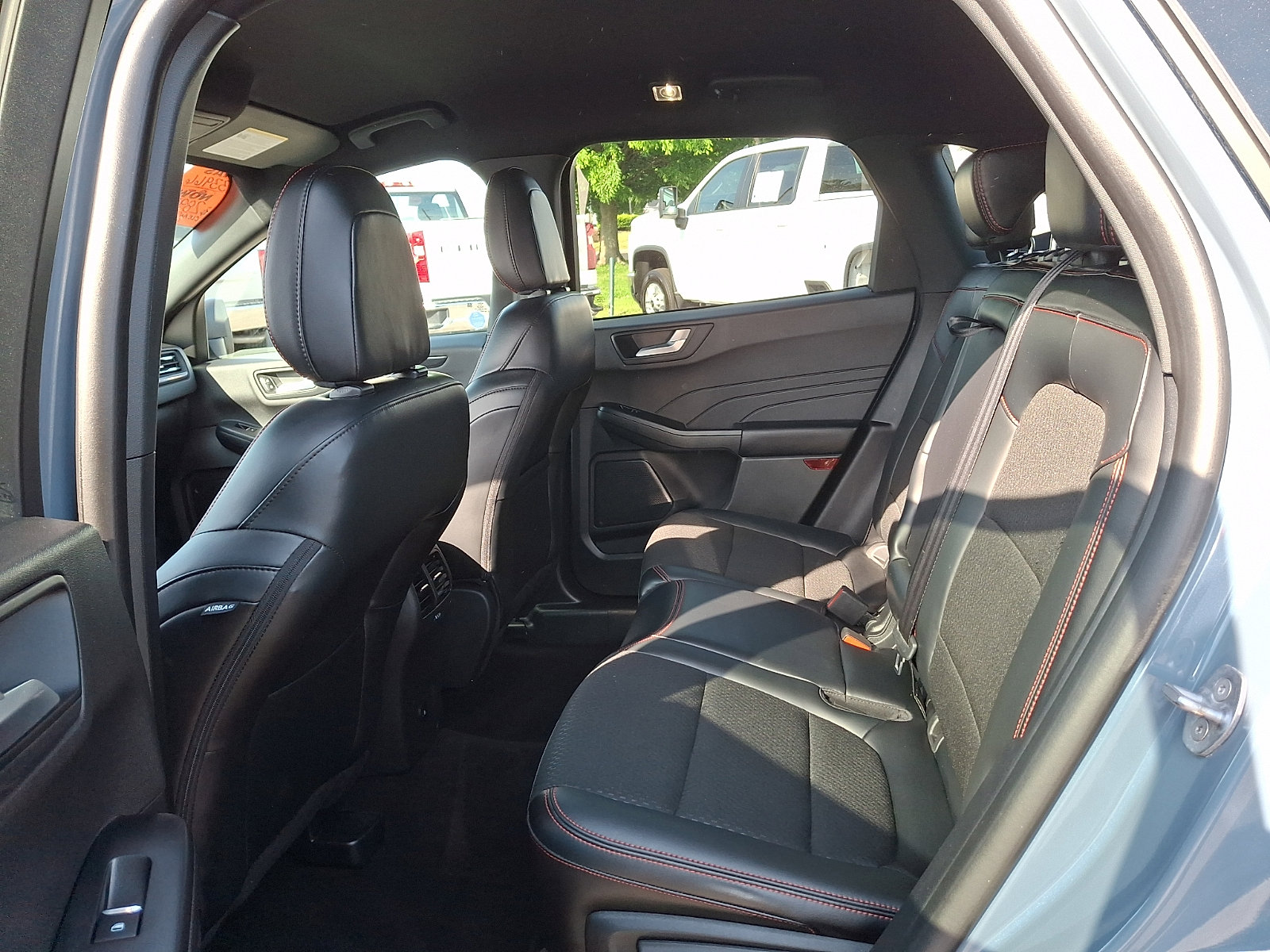 Used 2025 Ford Escape ST-Line w/ Equipment Group 301A FWD image 10