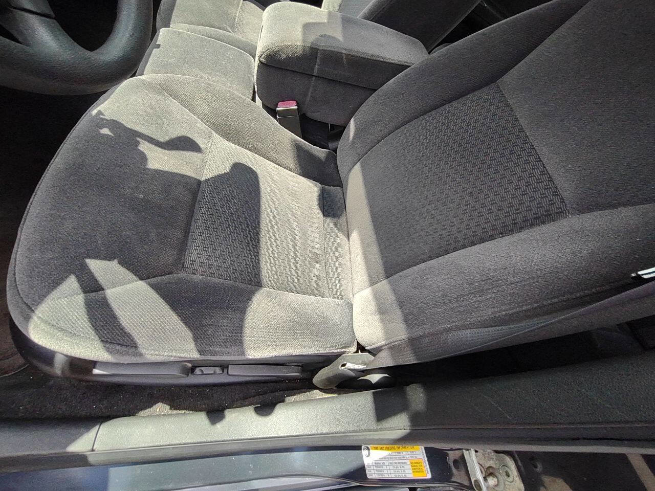 Used 2008 Chevrolet Impala LS FWD image 11