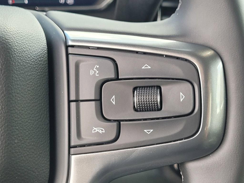 Used 2025 Chevrolet Silverado 3500 LT AWD/4WD image 21