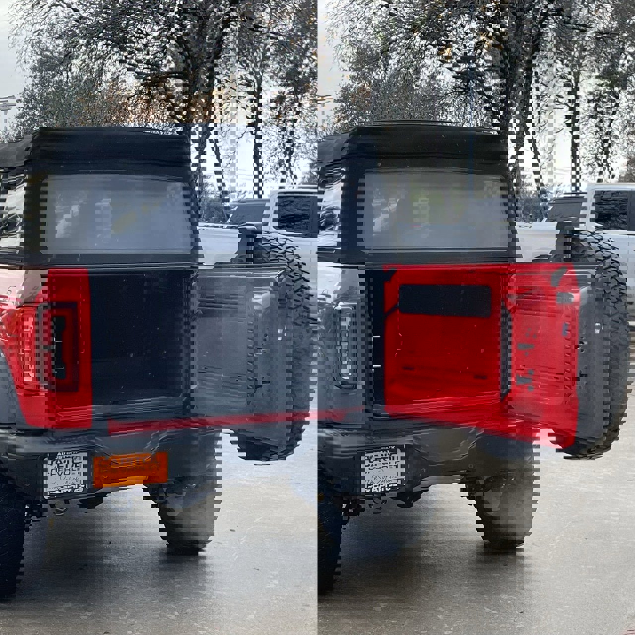 Used 2023 Ford Bronco Badlands image 25