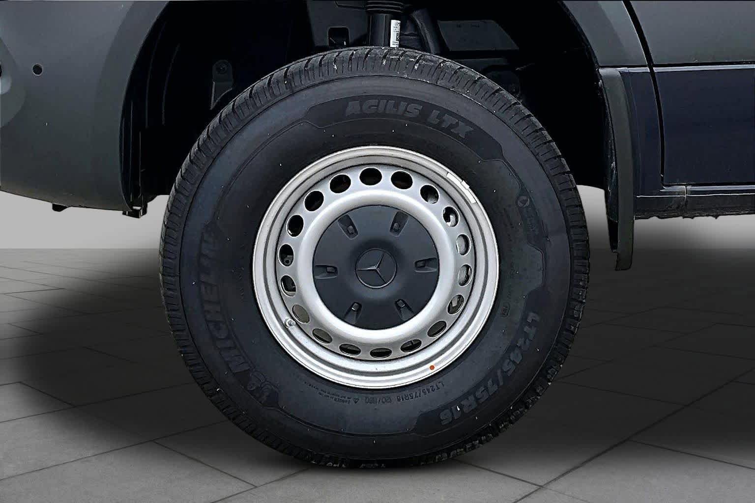 New 2025 Mercedes-Benz Sprinter 2500 image 21