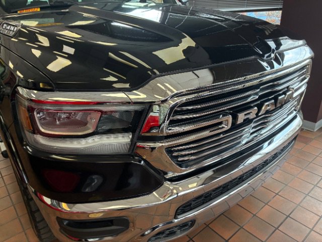 Used 2020 RAM 1500 Laramie AWD/4WD image 2