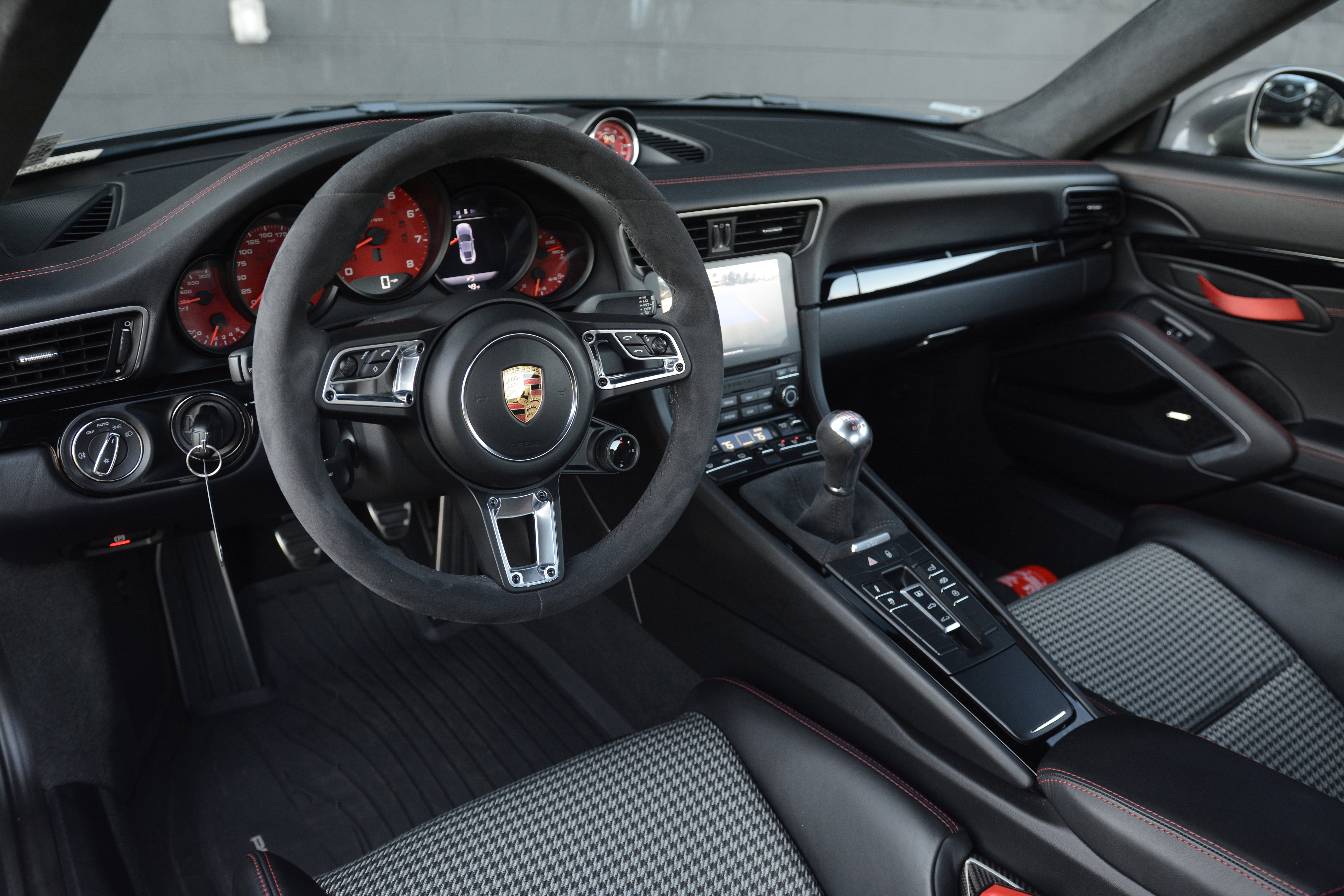 Certified 2018 Porsche 911 Carrera T image 16