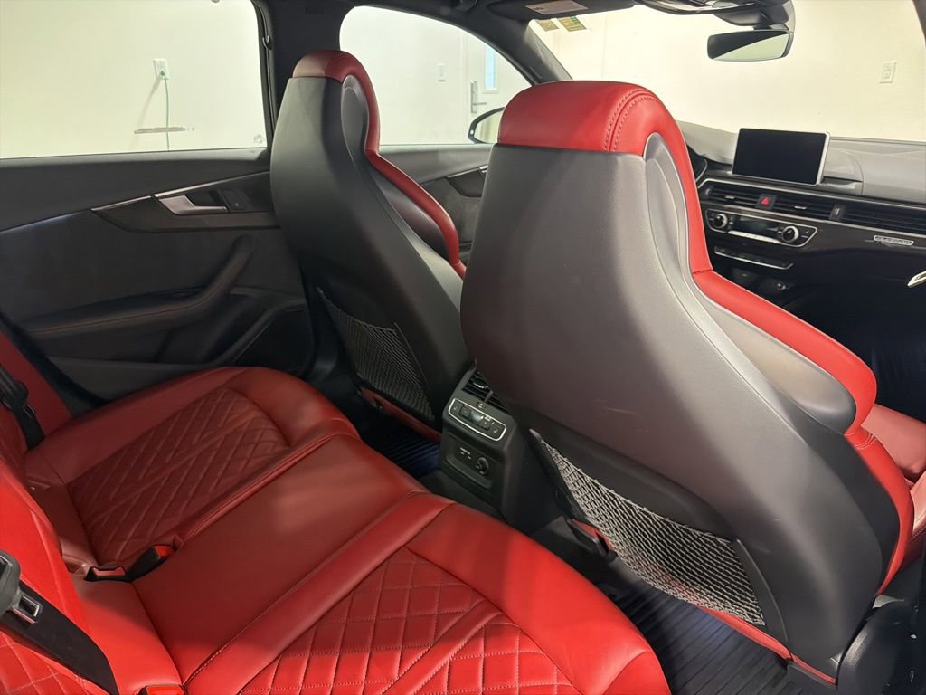 Used 2019 Audi S4 Premium Plus w/ Premium Plus Package AWD/4WD image 26