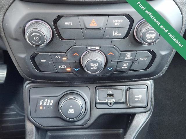 Certified 2023 Jeep Renegade Latitude image 19