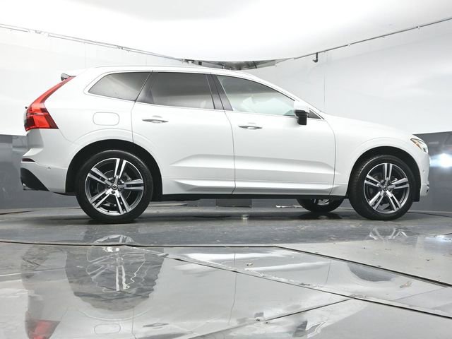 Used 2019 Volvo XC60 T5 Momentum w/ Premium Package image 39