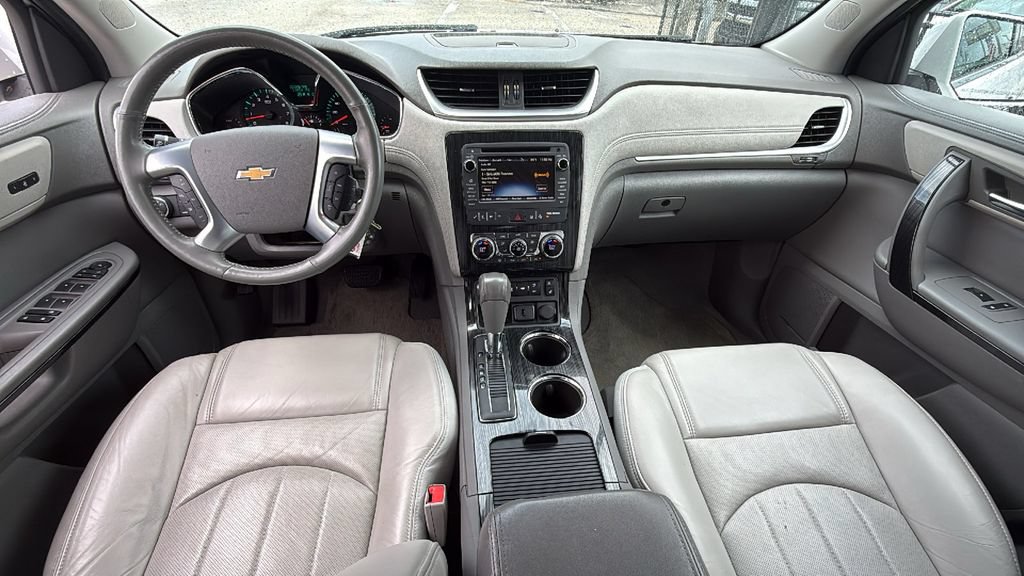 Used 2016 Chevrolet Traverse LTZ AWD/4WD image 30