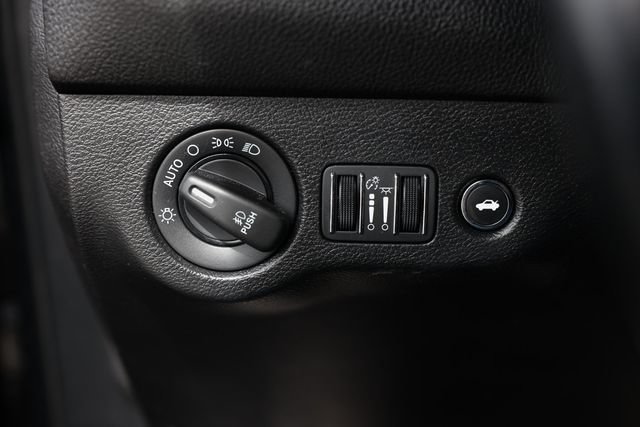 Used 2022 Dodge Challenger R/T RWD image 45