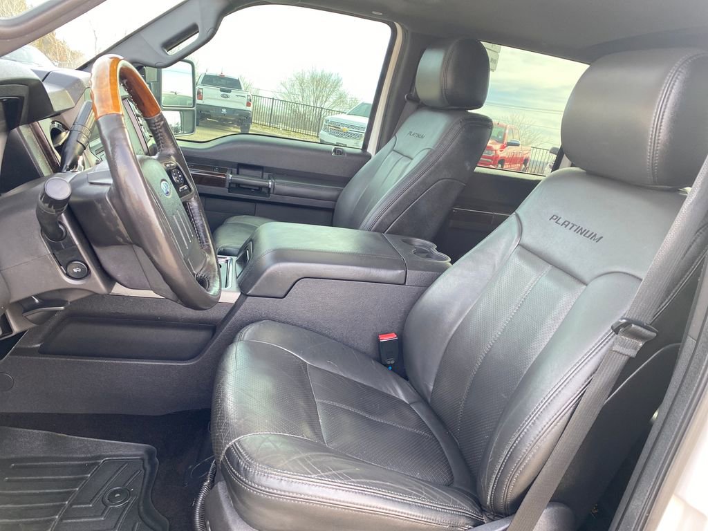 Used 2016 Ford F250 Platinum w/ FX4 Off-Road Package AWD/4WD image 11