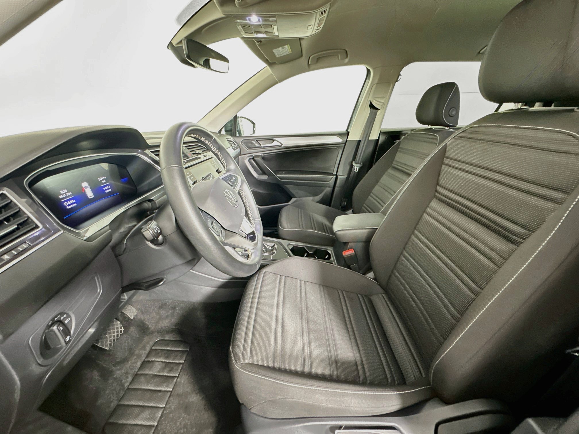 Used 2024 Volkswagen Tiguan S FWD image 13