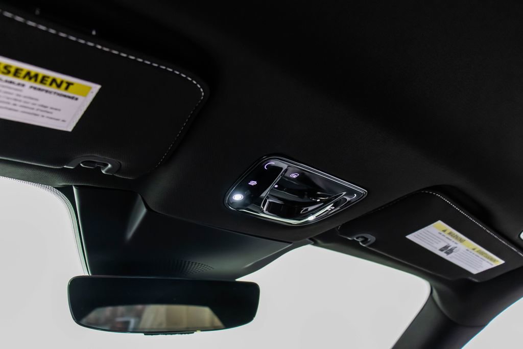 Certified 2025 Ferrari 12Cilindri image 42