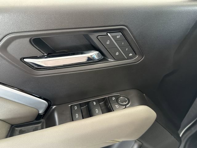 New 2025 Chevrolet Colorado ZR2 w/ Off-Road Front Bumper Package image 12