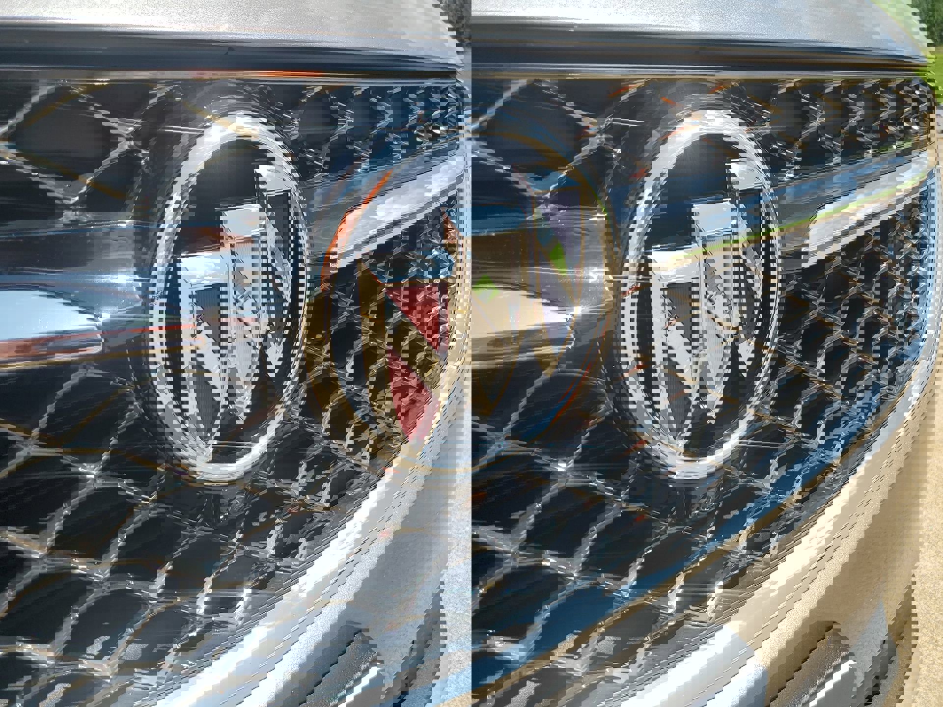 Certified 2022 Buick Envision Avenir w/ Technology Package II image 38