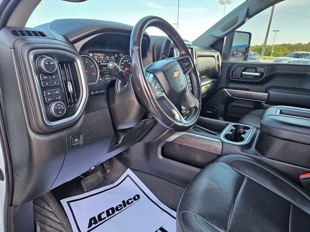 Used 2021 Chevrolet Silverado 2500 LTZ w/ LTZ Premium Package AWD/4WD image 22