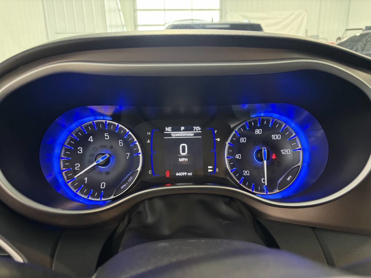 Used 2021 Chrysler Voyager LX image 17