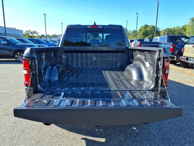 New 2026 RAM 1500 Express AWD/4WD image 7