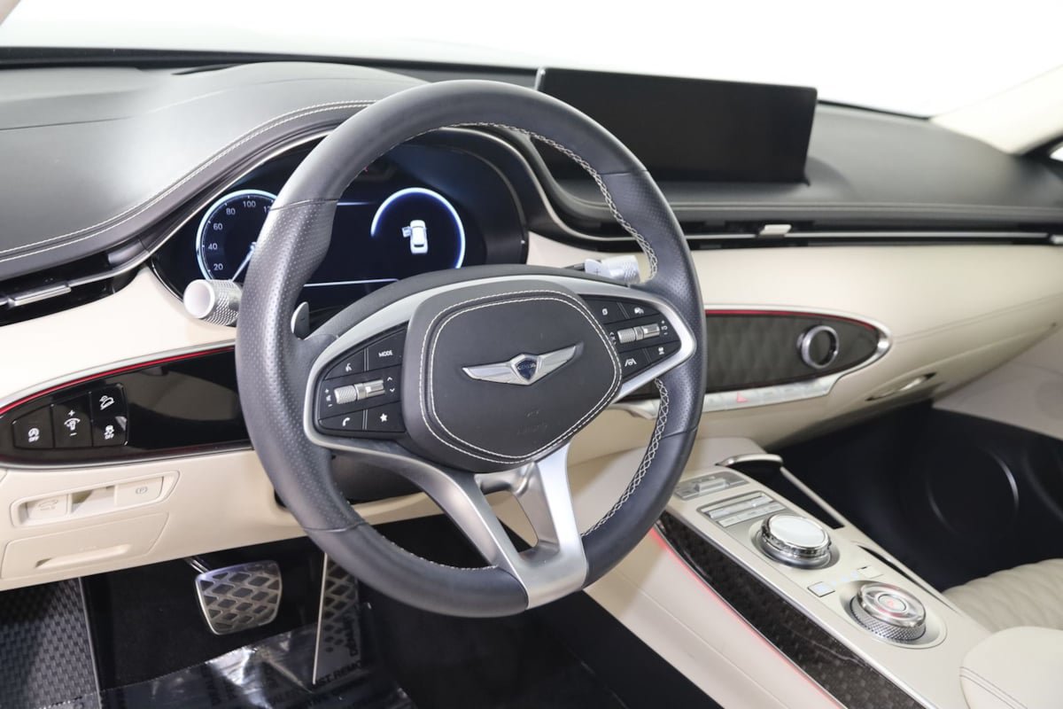 Used 2023 Genesis GV70 3.5T Sport w/ Sport Prestige Package AWD/4WD image 6