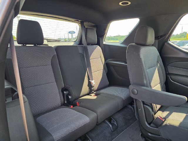 Used 2023 Chevrolet Traverse LT AWD/4WD image 17
