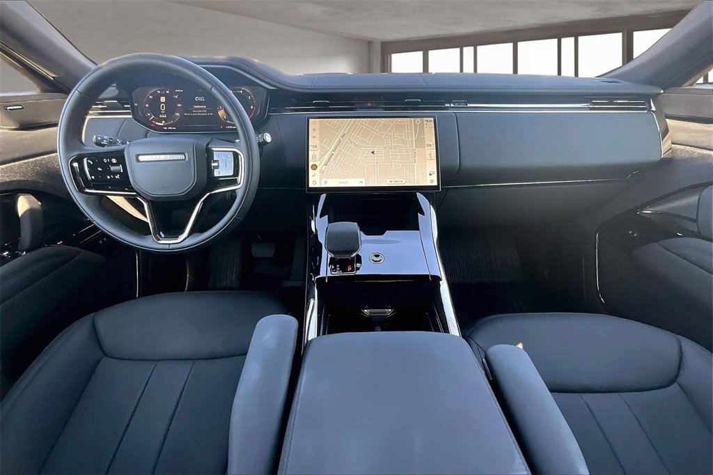 Certified 2025 Land Rover Range Rover Sport SE image 15