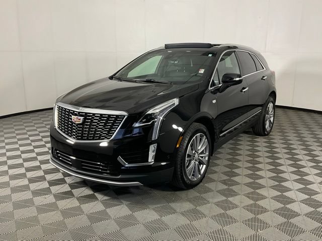 Certified 2025 Cadillac XT5 Premium Luxury w/ Technology Package AWD/4WD image 1