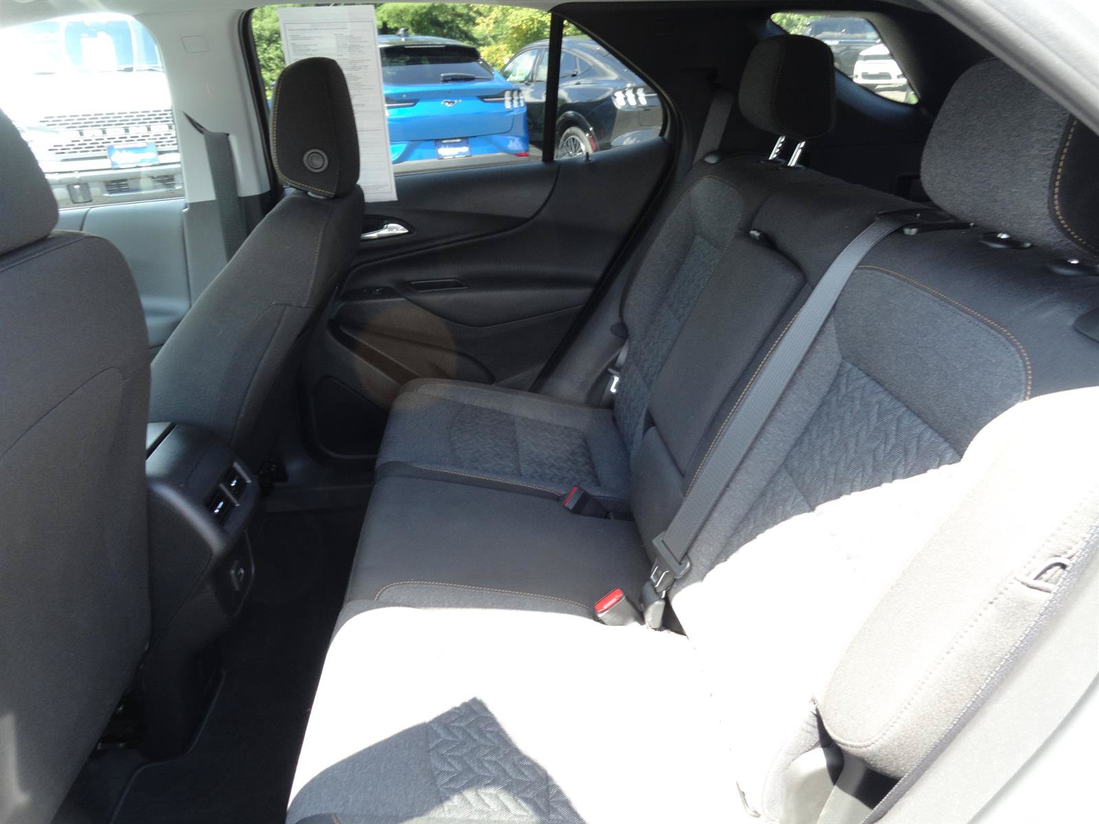 Used 2022 Chevrolet Equinox LT AWD/4WD image 17