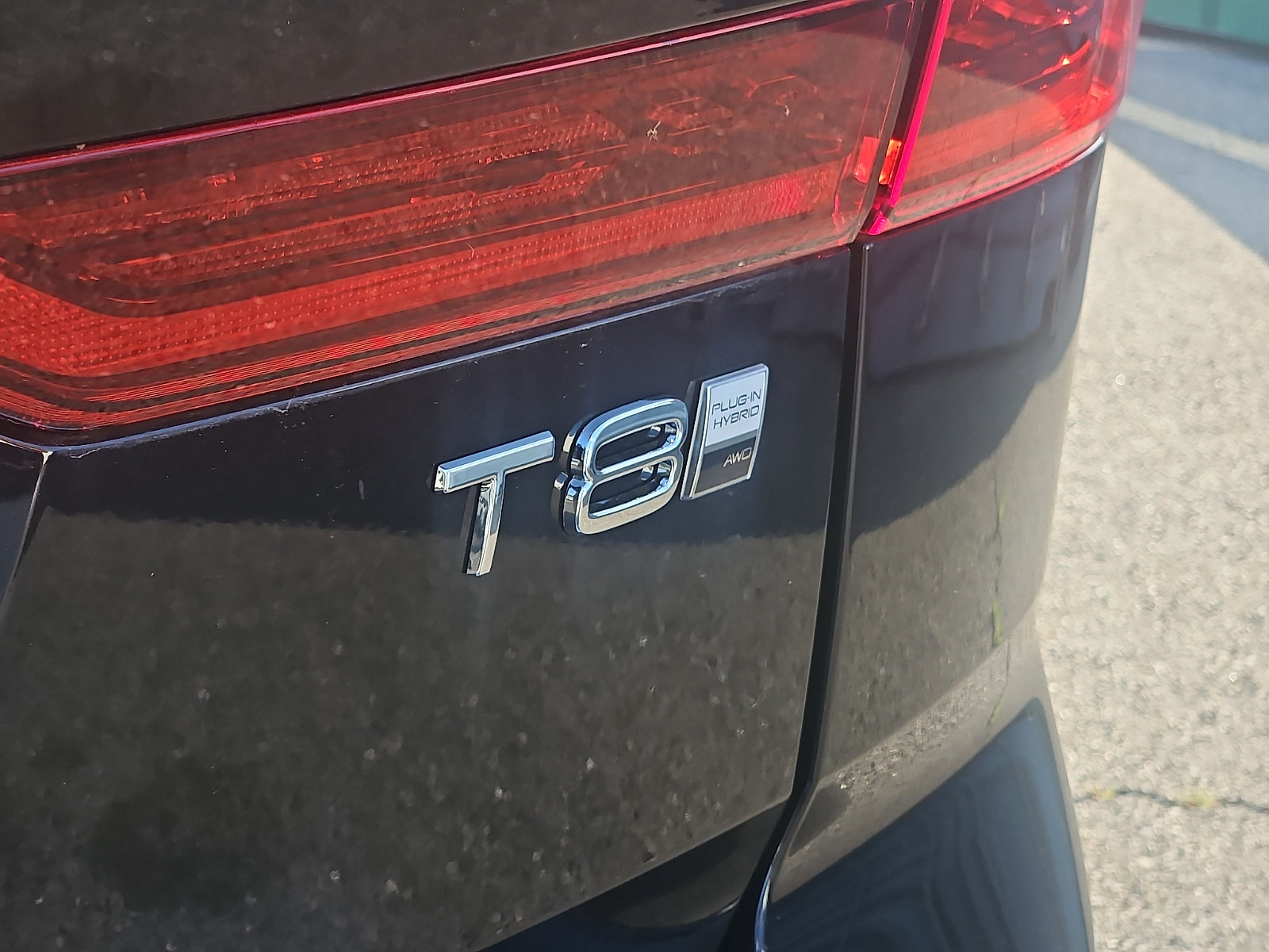 New 2026 Volvo XC60 T8 Plus w/ Protection Package Premier AWD/4WD image 21
