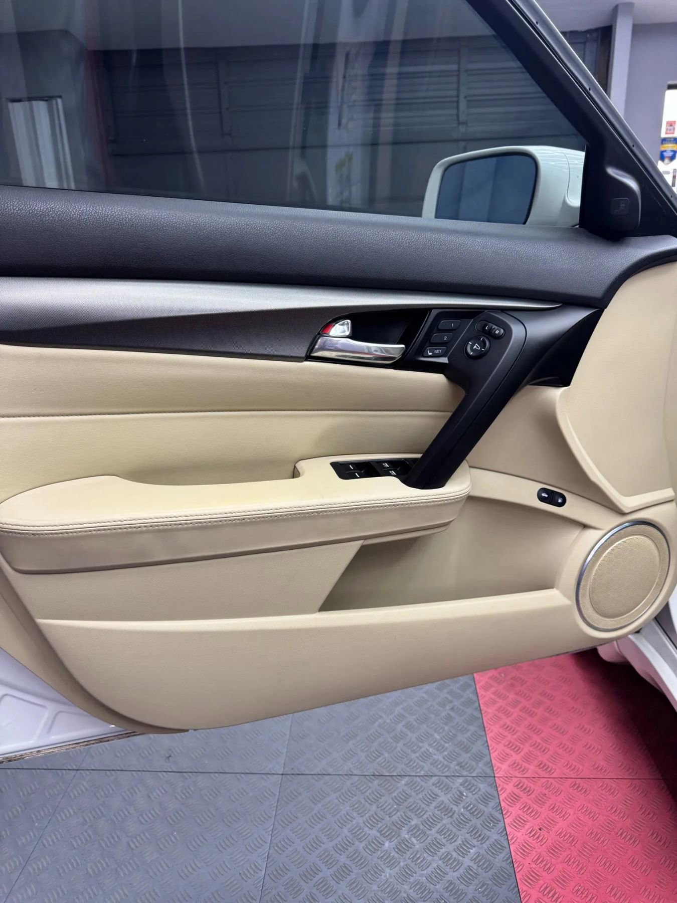 Used 2012 Acura TL w/ Advance Package image 13