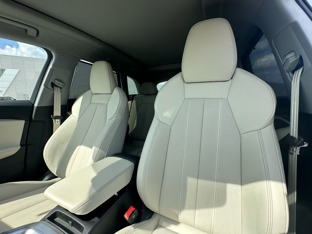 New 2025 Audi Q5 Prestige AWD/4WD image 13