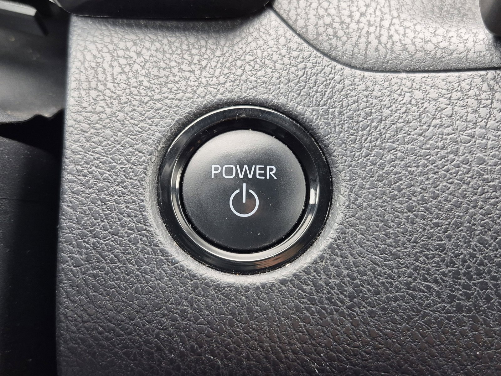 Certified 2025 Toyota Camry SE image 31