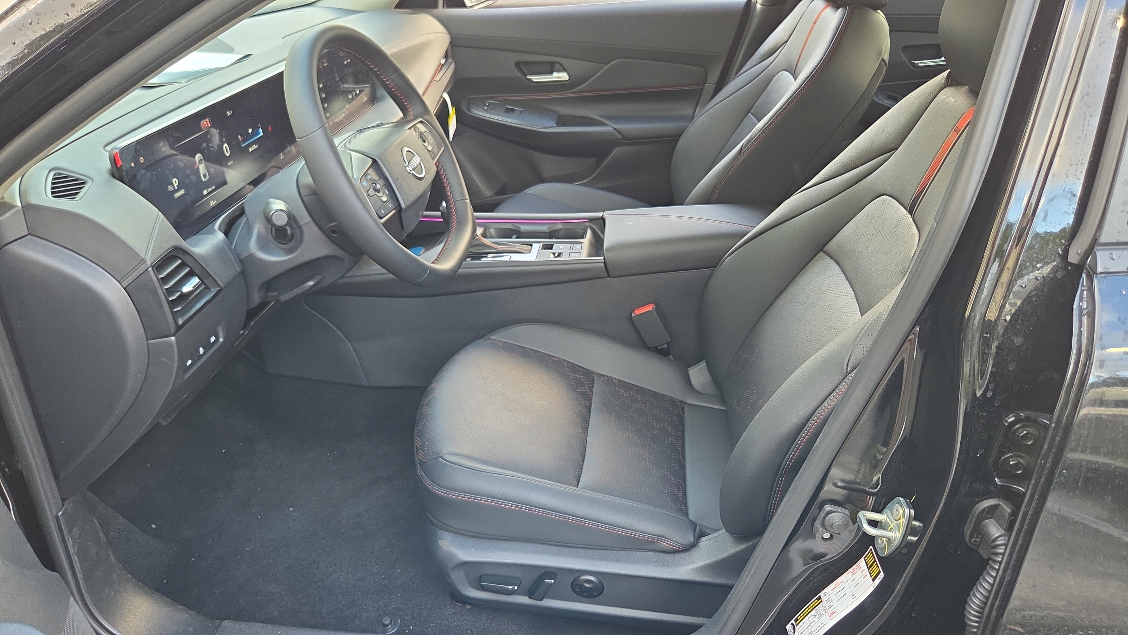New 2027 Nissan Sentra SR w/ SR Premium Package FWD image 9