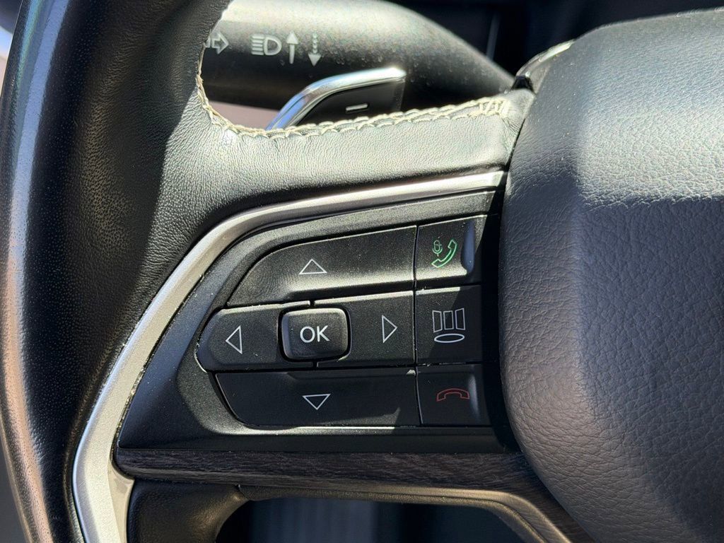 Used 2021 Jeep Grand Cherokee L Limited RWD image 16