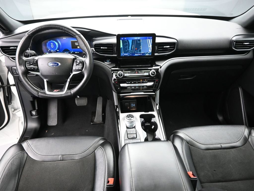 Certified 2022 Ford Explorer ST w/ ST Street Pack image 22