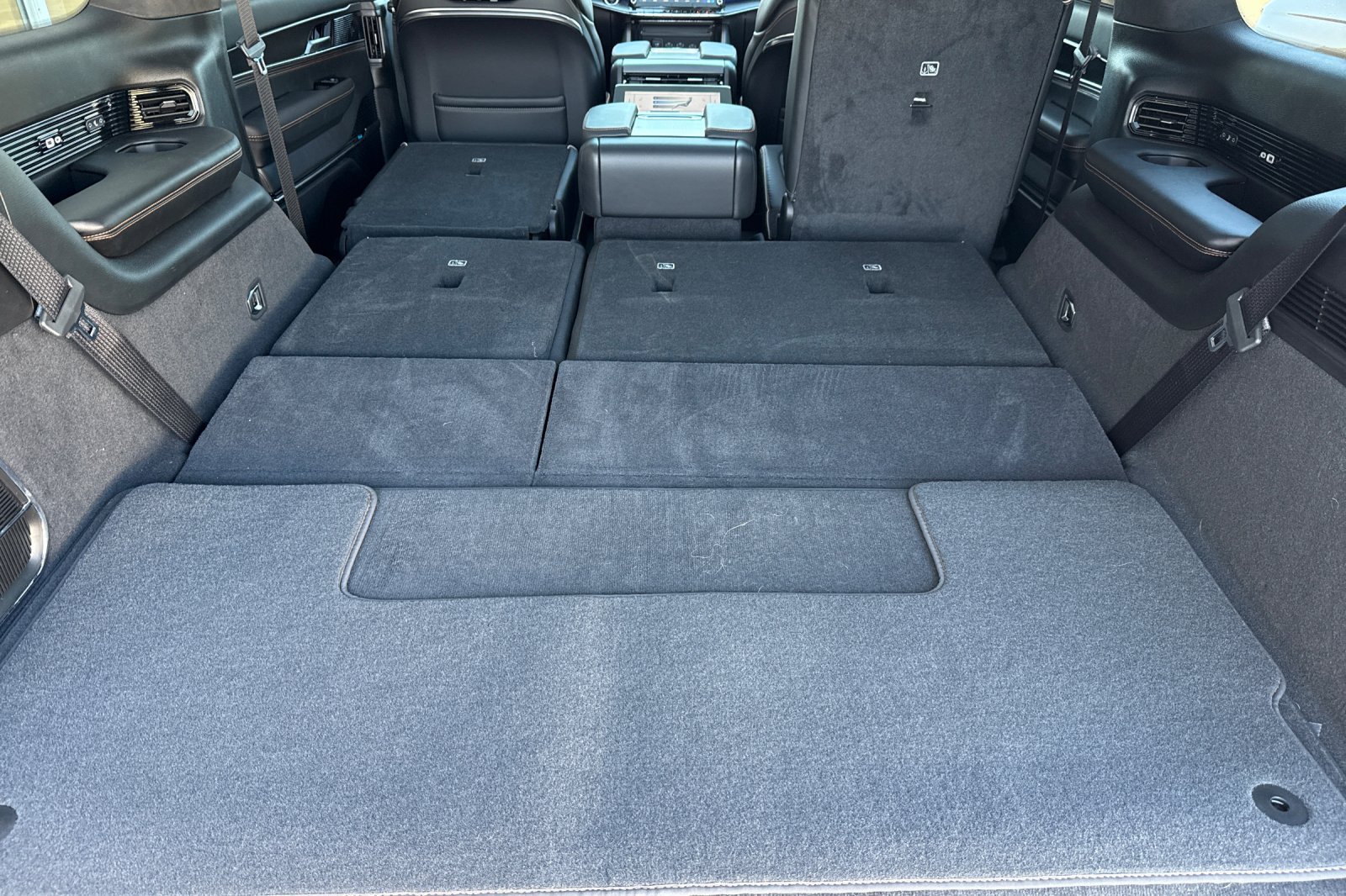 New 2026 Jeep Grand Wagoneer Summit AWD/4WD image 17