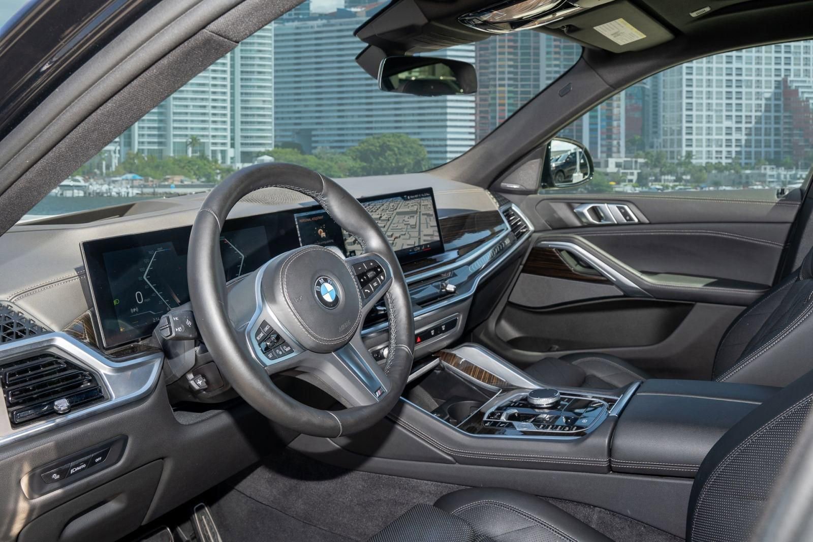 Used 2024 BMW X6 xDrive40i AWD/4WD image 16