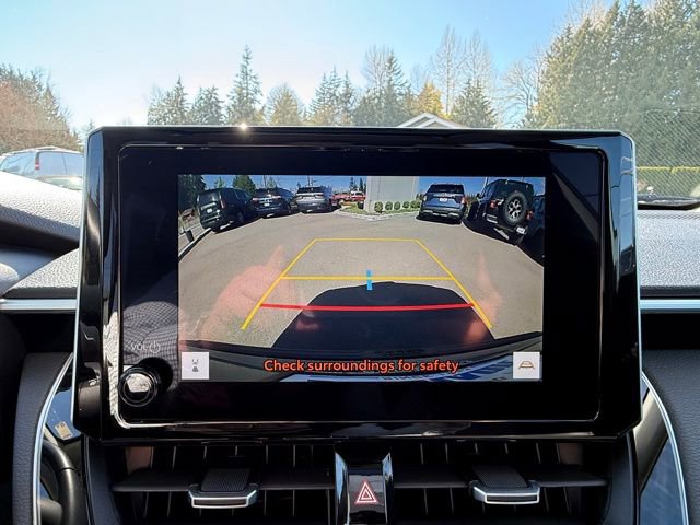 Used 2024 Toyota Corolla Cross XLE w/ Convenience Package FWD image 19