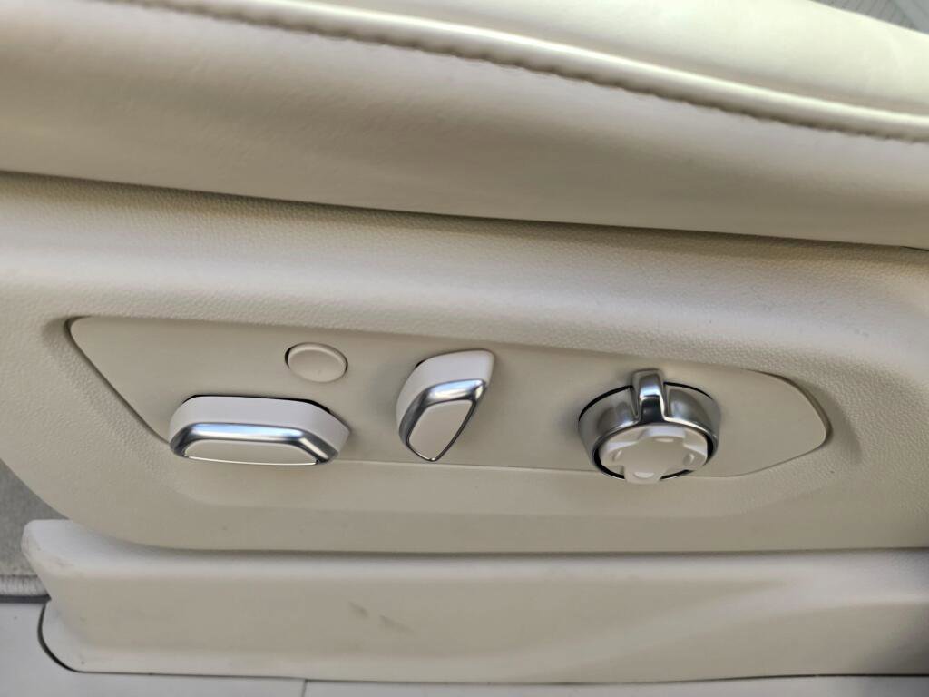 New 2026 Cadillac Escalade Platinum Luxury image 38