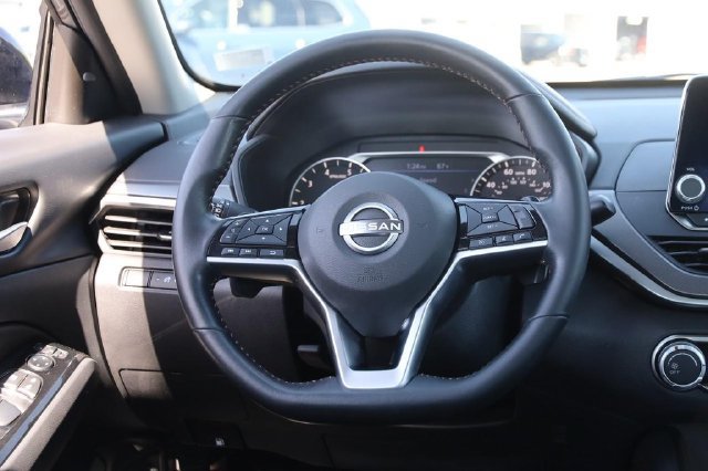 Certified 2024 Nissan Altima 2.5 SR FWD image 23