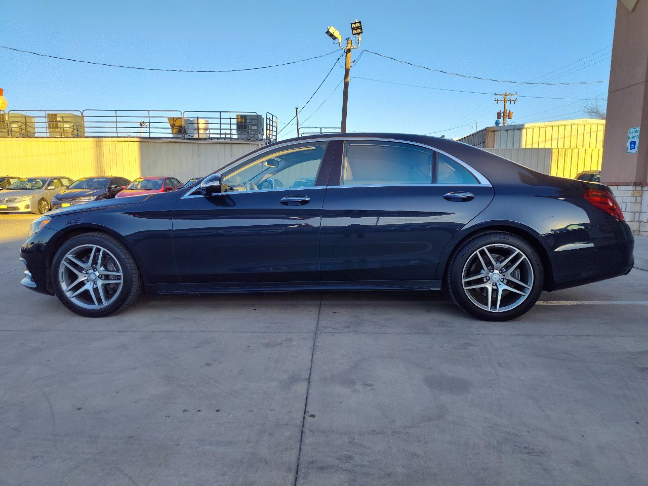 Used 2014 Mercedes-Benz S 550 Sedan image 7