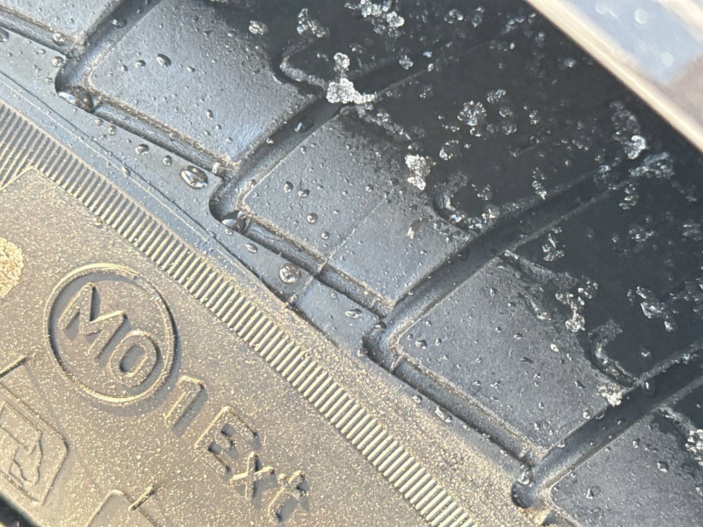 Used 2023 Mercedes-Benz C 43 AMG 4MATIC Sedan image 11