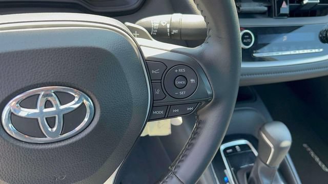 Used 2021 Toyota Corolla SE w/ Carpet Mat Package (TMS) FWD image 21