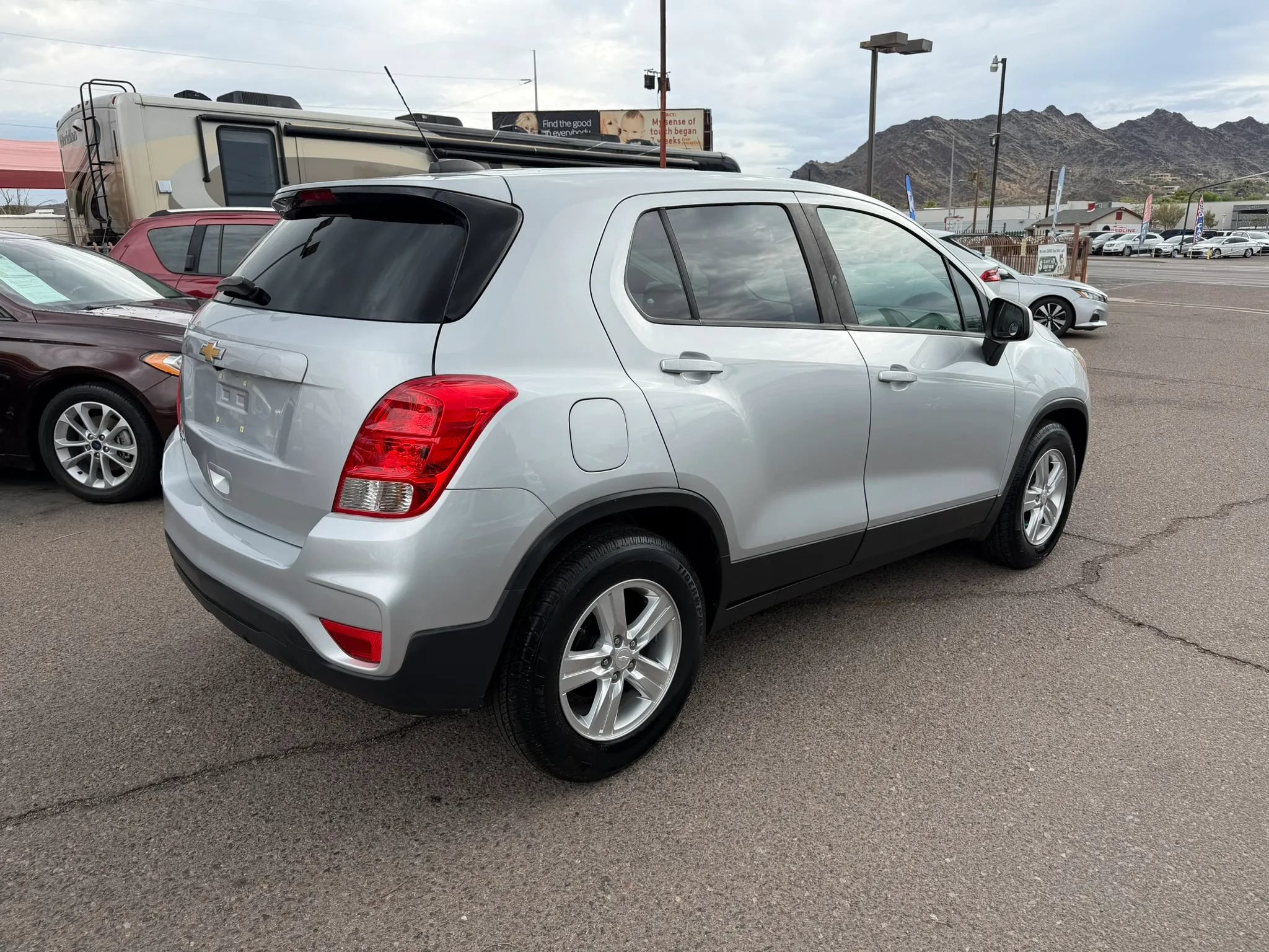 Used 2019 Chevrolet Trax LS w/ Tint and Cruise Package FWD image 5