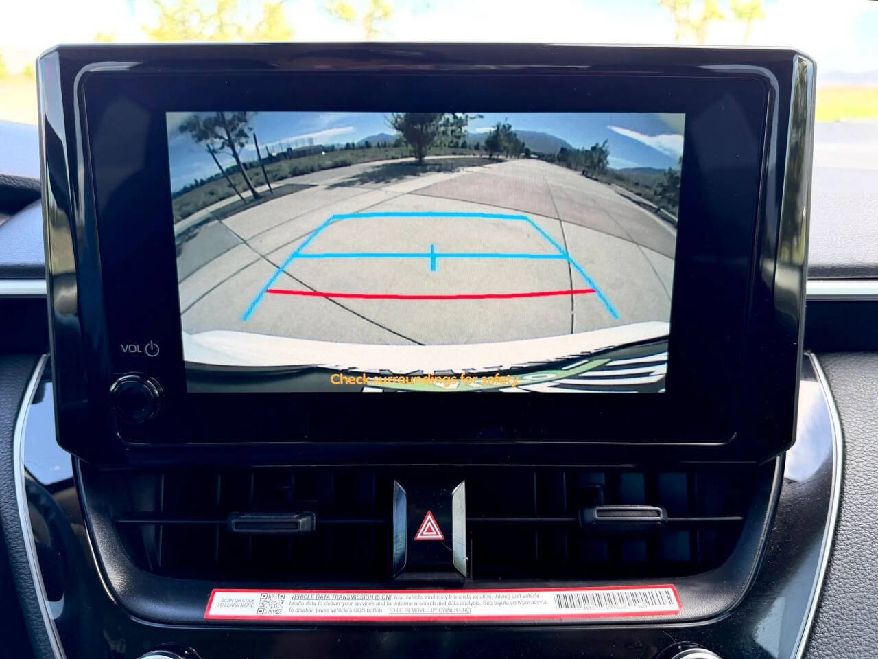 Used 2025 Toyota Corolla LE FWD image 16