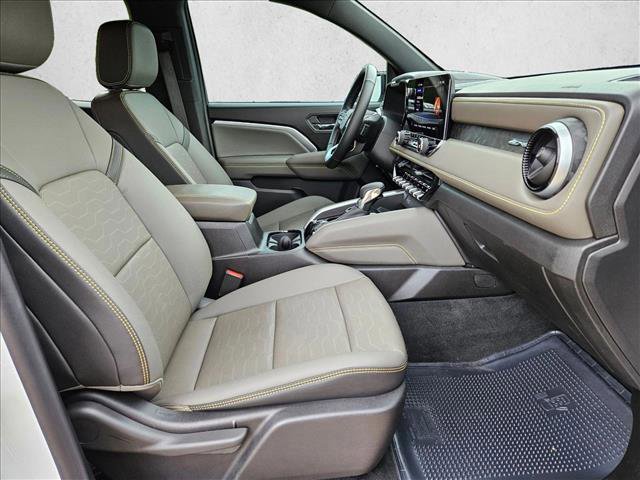 Used 2025 Chevrolet Colorado ZR2 w/ Technology Package image 22