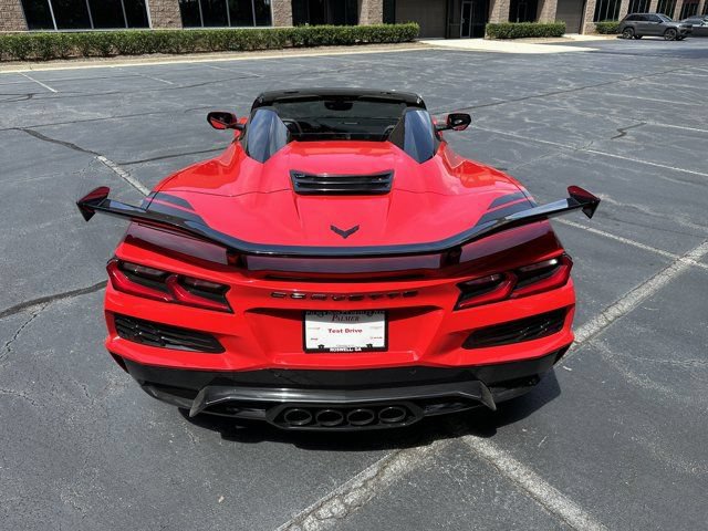 Used 2024 Chevrolet Corvette Z06 w/ Z07 Performance Package RWD image 8