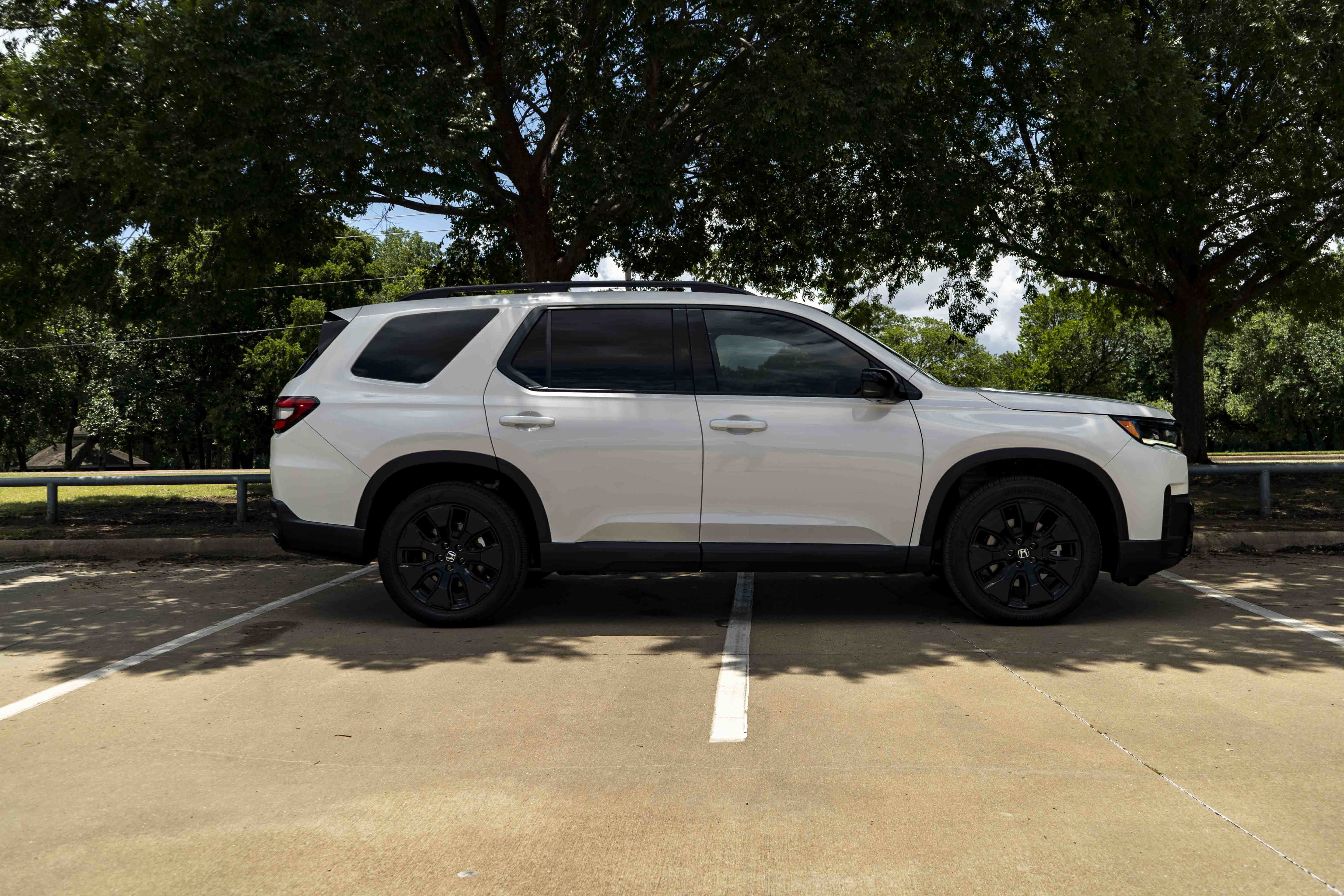Used 2026 Honda Pilot Black Edition image 10